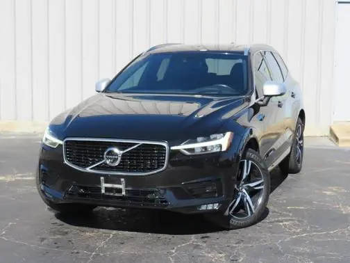 2018 Volvo XC60 R-Design AWD photo