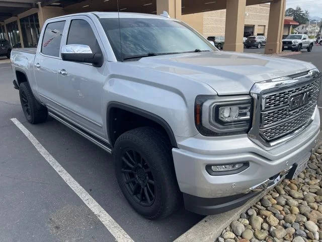 2018 GMC Sierra 1500 Denali 4WD photo