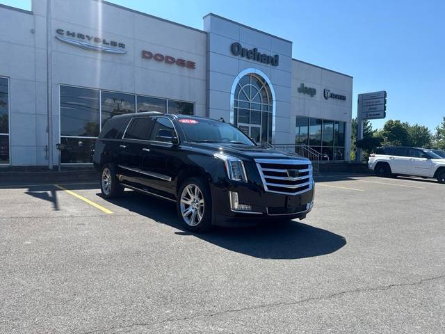 2018 Cadillac Escalade ESV Premium Luxury 4WD photo