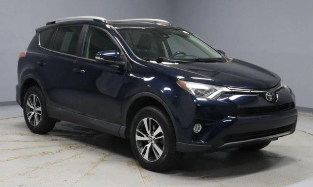 2018 Toyota RAV4 XLE FWD photo