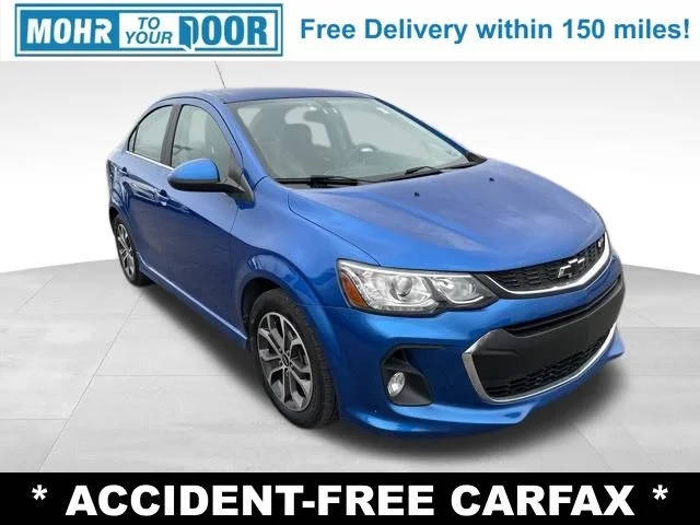 2018 Chevrolet Sonic LT FWD photo