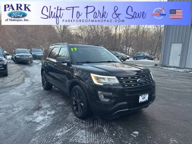 2017 Ford Explorer XLT 4WD photo