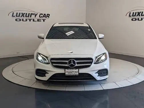 2018 Mercedes-Benz E-Class E 300 AWD photo