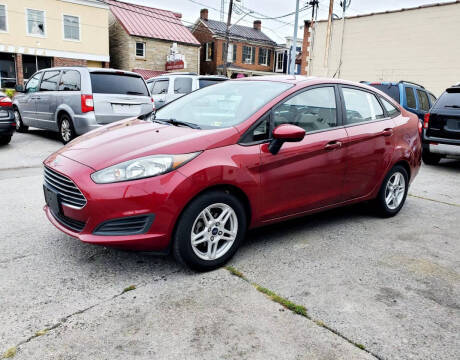 2017 Ford Fiesta SE FWD photo