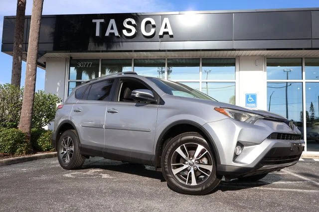 2018 Toyota RAV4 XLE AWD photo