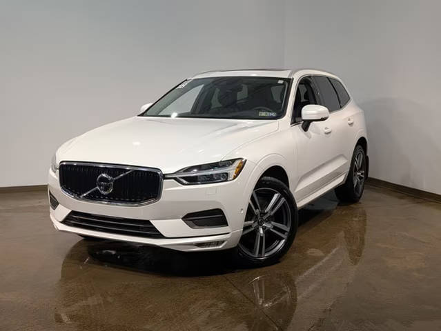 2018 Volvo XC60 Momentum AWD photo