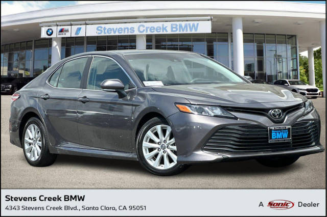 2018 Toyota Camry LE FWD photo