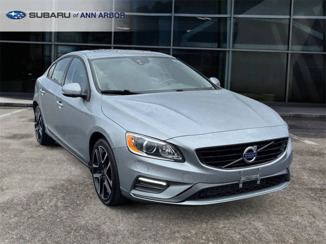 2018 Volvo S60 Dynamic FWD photo