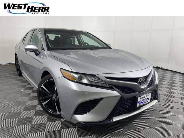 2018 Toyota Camry XSE V6 FWD photo