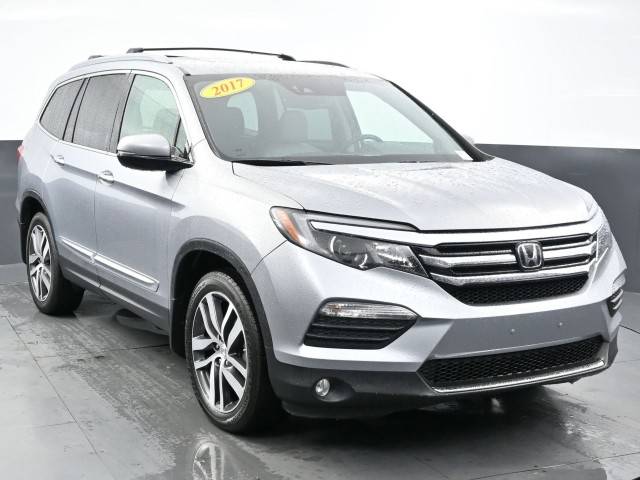 2017 Honda Pilot Elite AWD photo