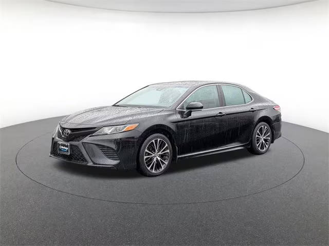 2018 Toyota Camry SE FWD photo