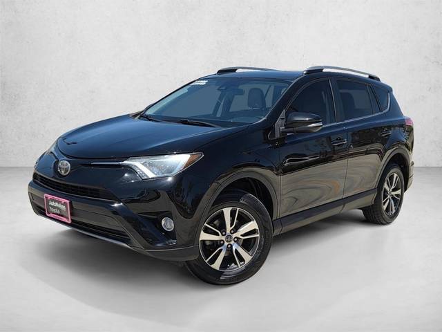 2018 Toyota RAV4 XLE FWD photo