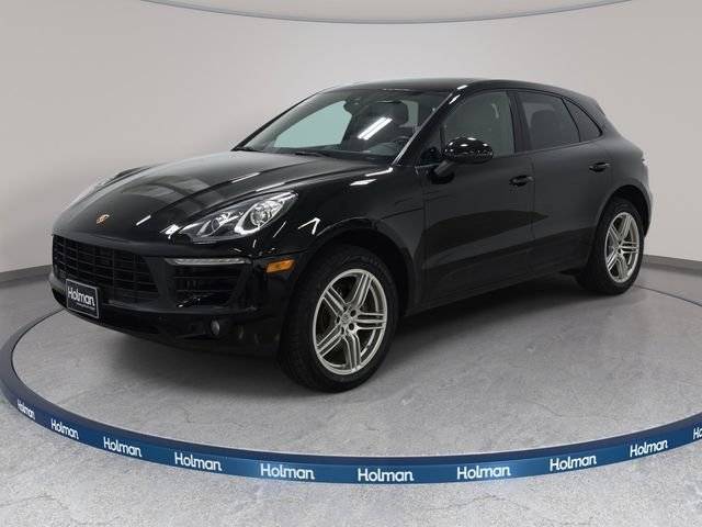 2018 Porsche Macan AWD photo