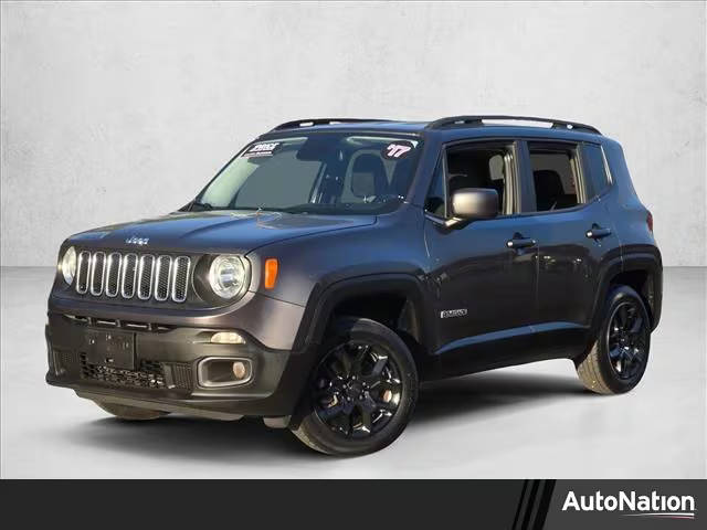 2017 Jeep Renegade Latitude 4WD photo