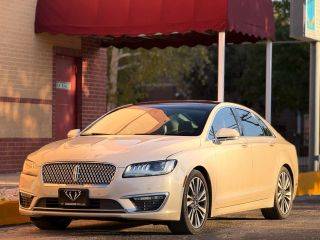 2018 Lincoln MKZ Reserve FWD photo