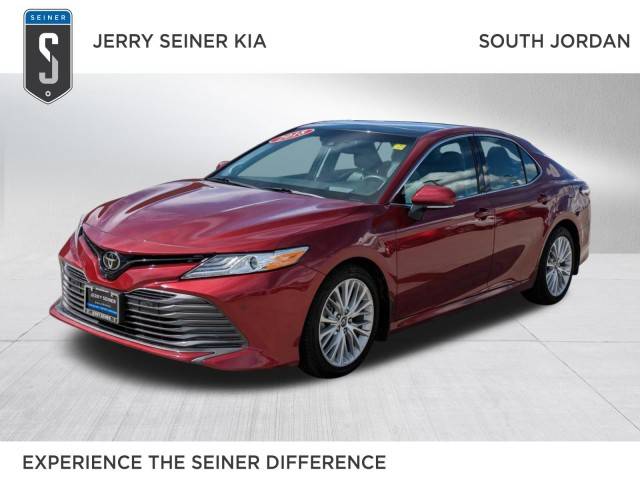 2018 Toyota Camry XLE V6 FWD photo