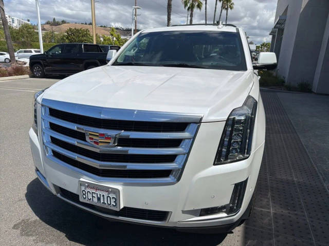2018 Cadillac Escalade Premium Luxury 4WD photo