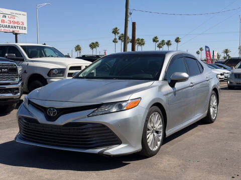 2018 Toyota Camry XLE V6 FWD photo