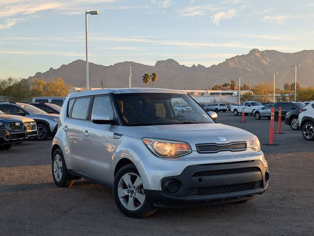 2018 Kia Soul Base FWD photo