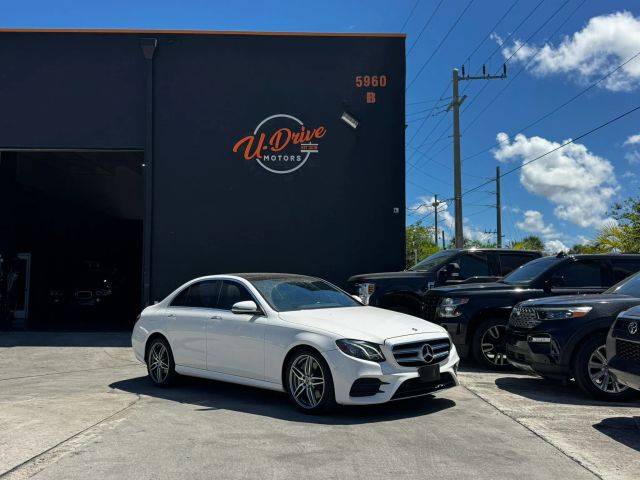 2018 Mercedes-Benz E-Class E 300 AWD photo