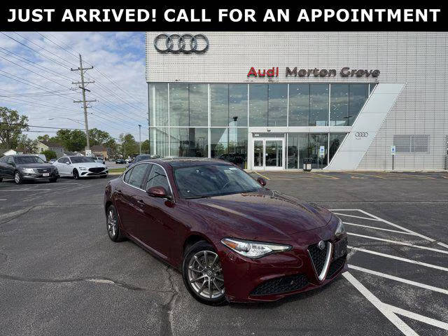 2018 Alfa Romeo Giulia  AWD photo