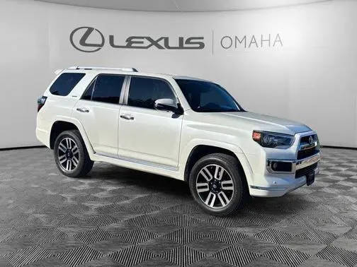 2018 Toyota 4Runner Limited 4WD photo