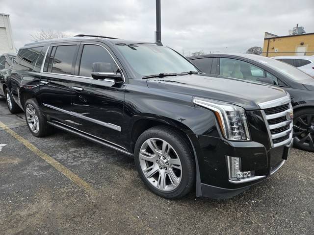 2018 Cadillac Escalade ESV Premium Luxury 4WD photo