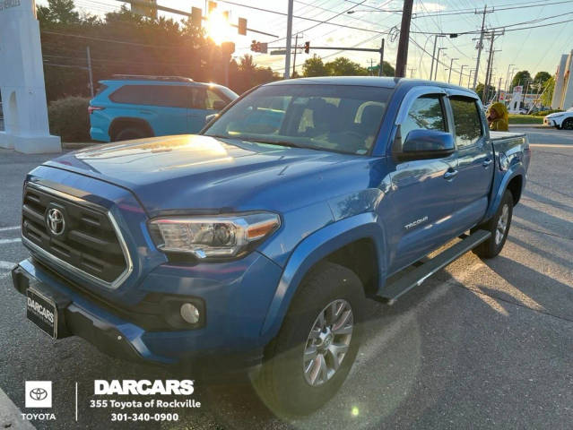 2017 Toyota Tacoma SR5 4WD photo