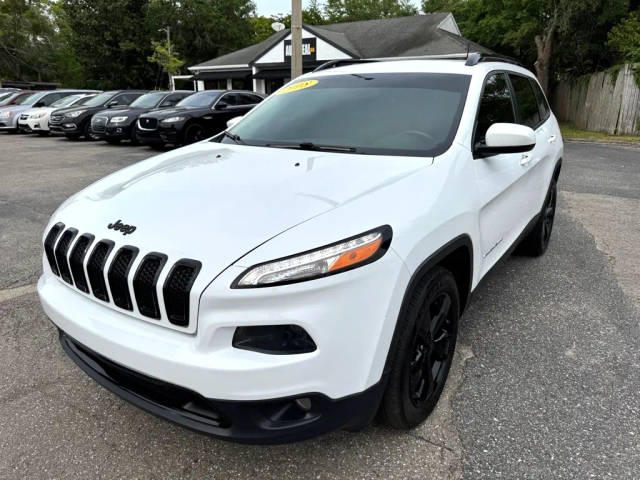 2018 Jeep Cherokee Latitude 4WD photo