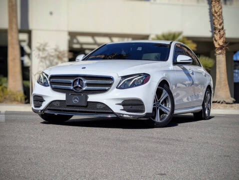 2018 Mercedes-Benz E-Class E 300 RWD photo