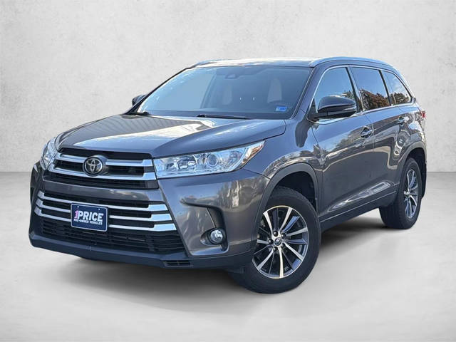 2018 Toyota Highlander XLE AWD photo