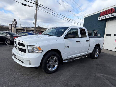 2018 Ram 1500 Express 4WD photo