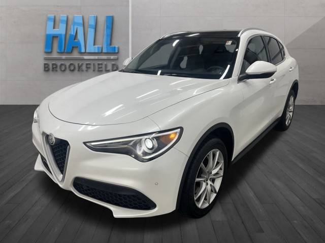 2018 Alfa Romeo Stelvio Ti AWD photo