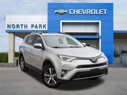 2018 Toyota RAV4 XLE FWD photo