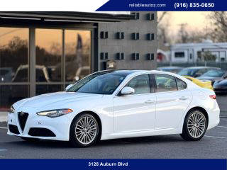 2018 Alfa Romeo Giulia Ti Lusso RWD photo