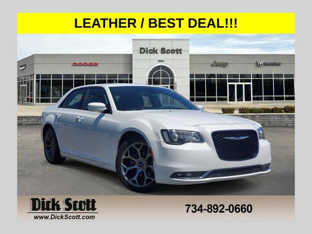 2018 Chrysler 300 300S RWD photo
