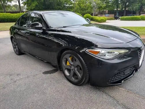 2018 Alfa Romeo Giulia Ti Sport RWD photo