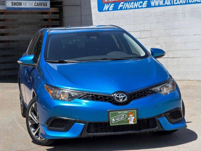 2018 Toyota Corolla iM FWD photo