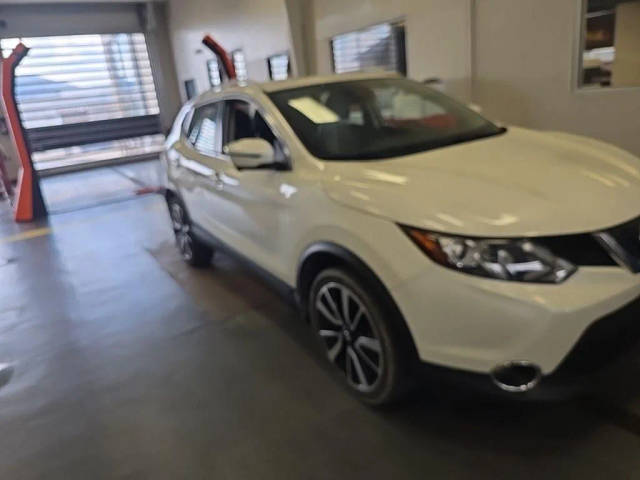 2017 Nissan Rogue Sport SL AWD photo