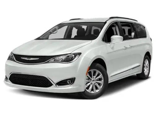 2018 Chrysler Pacifica Minivan Touring L Plus FWD photo