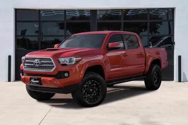 2017 Toyota Tacoma TRD Sport RWD photo