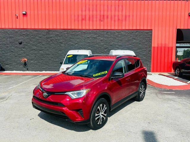 2018 Toyota RAV4 LE FWD photo
