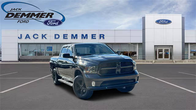 2018 Ram 1500 Express 4WD photo