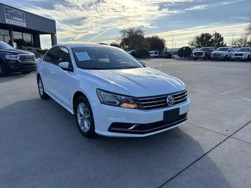 2018 Volkswagen Passat 2.0T S FWD photo