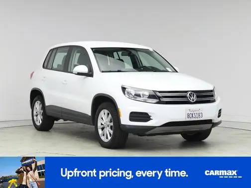 2017 Volkswagen Tiguan  FWD photo