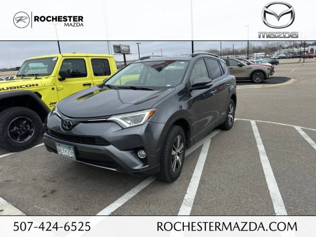 2018 Toyota RAV4 XLE AWD photo