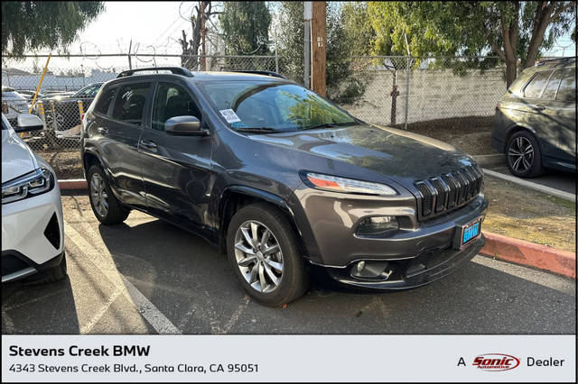 2018 Jeep Cherokee Latitude Tech Connect FWD photo