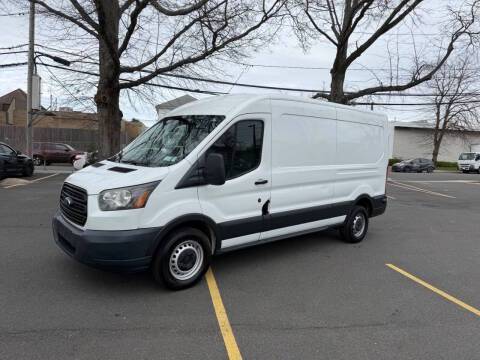 2018 Ford Transit Van RWD photo