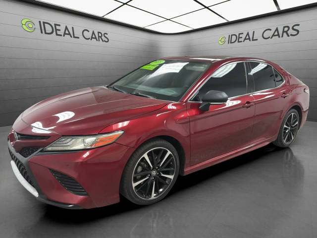 2018 Toyota Camry XSE FWD photo