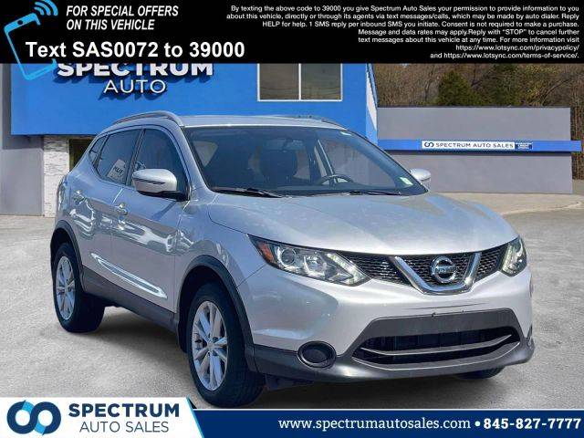 2017 Nissan Rogue Sport SV FWD photo